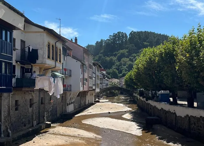 Salabardoa Ea アパート エア